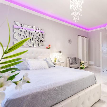 Elegant Suite - In Centro Portanuova Turin Exteriör bild