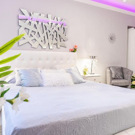Elegant Suite - In Centro Portanuova Turin Exteriör bild