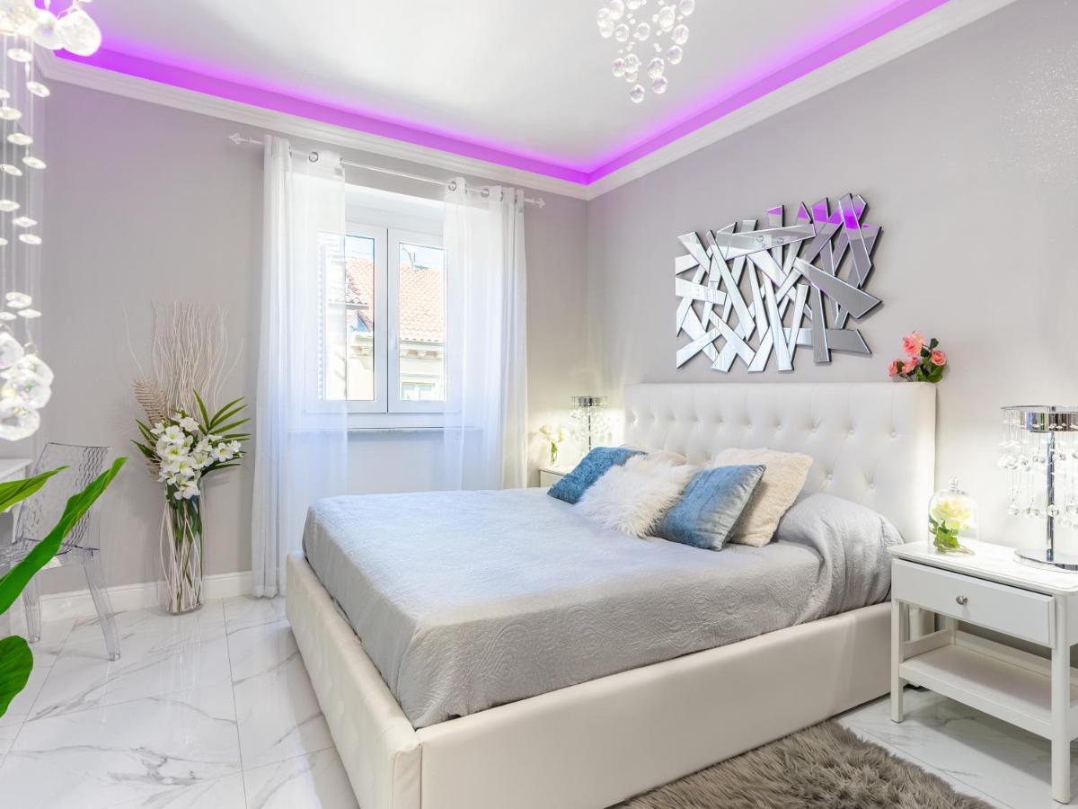 Elegant Suite - In Centro Portanuova Turin Exteriör bild