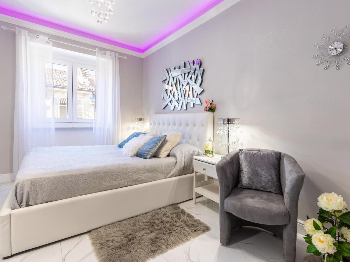 Elegant Suite - In Centro Portanuova Turin Exteriör bild